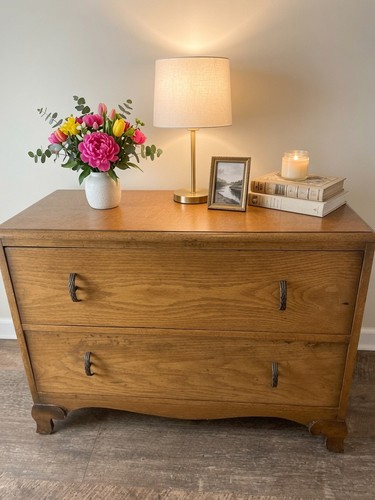 Vintage oak chest drawers - of,