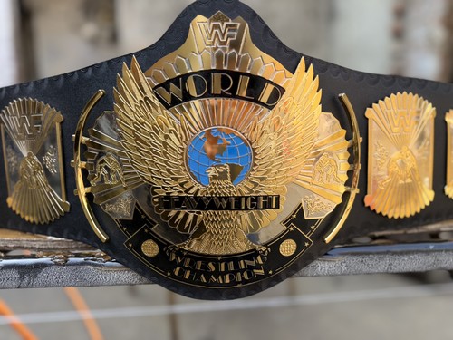 Winged eagle heavyweight