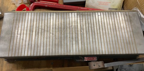 Magnetic chucks surface - magnetic,