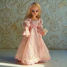 Vintage Pedigree Blonde Sindy