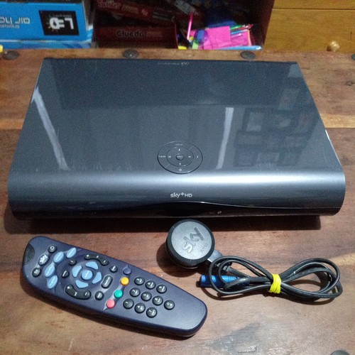 Sky box with 2tb - hd, hdd,