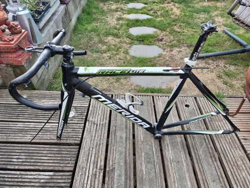 Meridian race lite - 900, frame