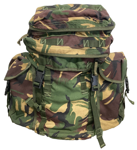 Genuine british army patrol - british,