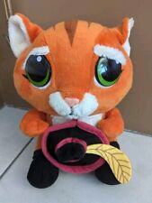 Shrek's Baby Wide Eyed Puss in Boots Holding Hat 8"  Very Good Clean Condition 