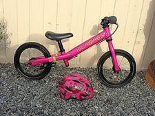 FANTASTIC GIRLS ISLABIKE ROTHAN BALANCE BIKE WHEELS 12" SERVICED COST £220 NEW