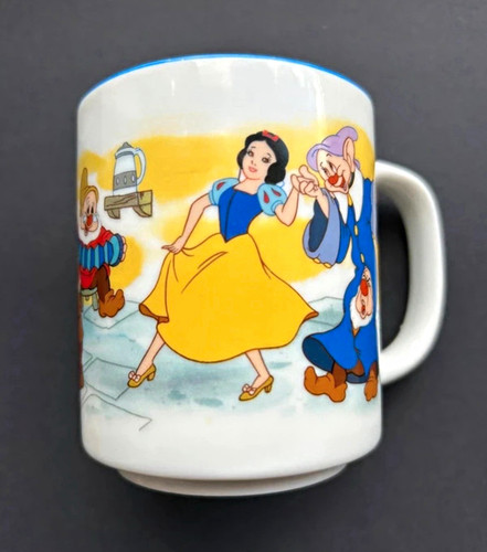 Disneyland disney snow - disneyland,
