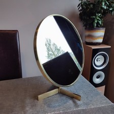 Vintage Mid Century round self
