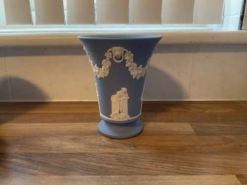 Wedgwood pale blue - wedgwood,