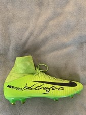 SIGNED Ronaldo nazario R9 Nike