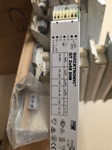 Osram quicktronic 2x58 - quicktronic, dim