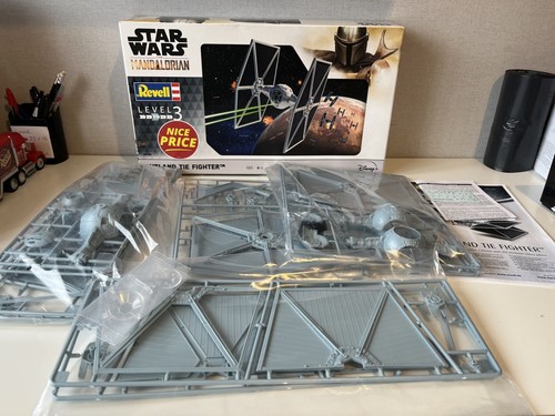 Revell the mandalorian outland - revell,