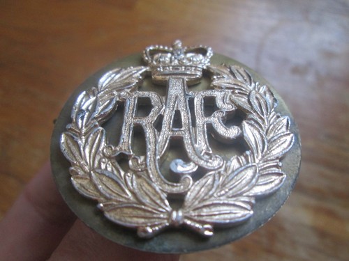 Vintage white metal - white,