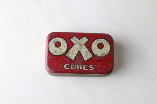 Antique tin small oxo - oxo, cube