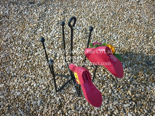 Pair welly wheel boot stand - 3,