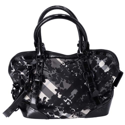 Burberry nylon beat check - nylon,