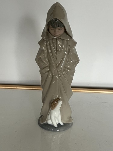 Nao lladro spain - by, boy