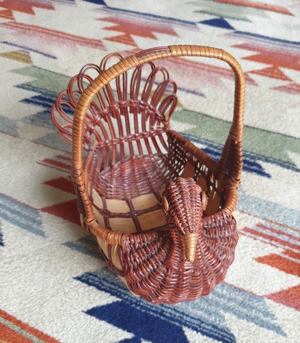 Wicker wine bottle holder - bottle,