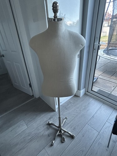 White male plastic mannequin - male,