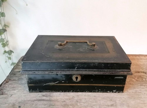 Vintage metal cash box - vintage,