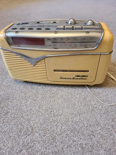 Vintage 1950s radio - 1950s,