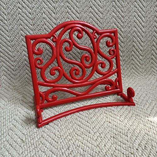 Vintage red cast iron cookbook - red,