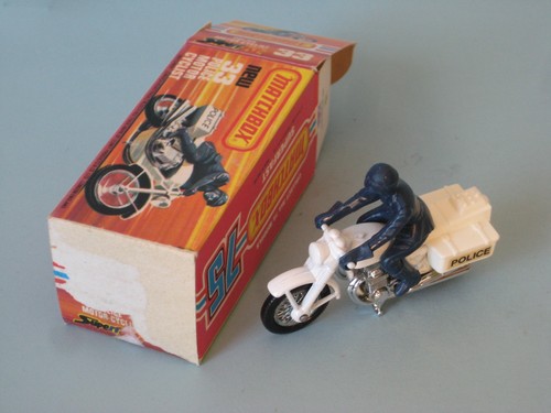 Matchbox honda 750 - matchbox, police