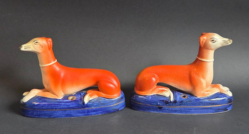 Pair vintage - of,