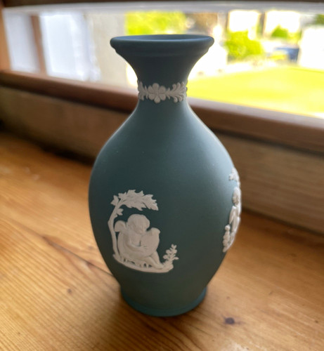 Wedgwood green white - wedgwood,