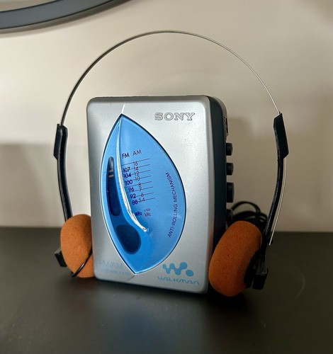 Sony fx193 cassette radio - wm-fx193, cassette/radio