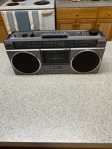 Hitachi boombx radio stereo - boombx,