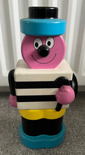 Bertie Bassett Plastic Money
