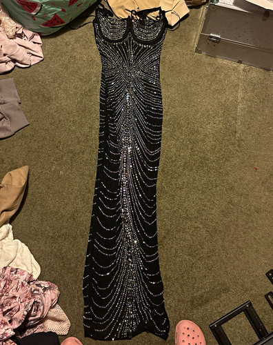 Fashion nova black - black, beaded