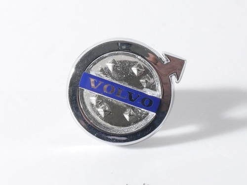 Vintage volvo enamel - volvo, lapel