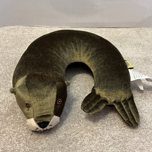 Critter piller river otter - critter,