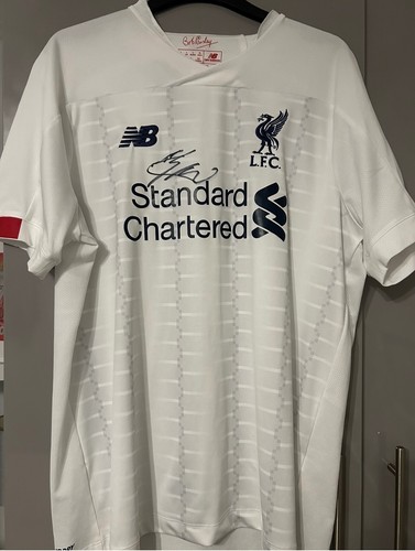 Liverpool 2019 away - fc,