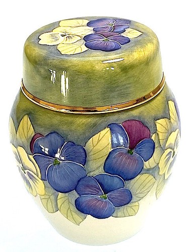 Moorcroft ginger jar - moorcroft,