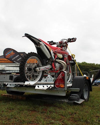 Woodford bike motorbike - 3,