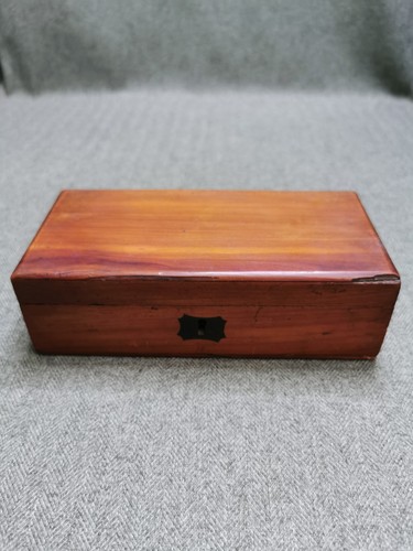 Antique wooden keepsake - antique,