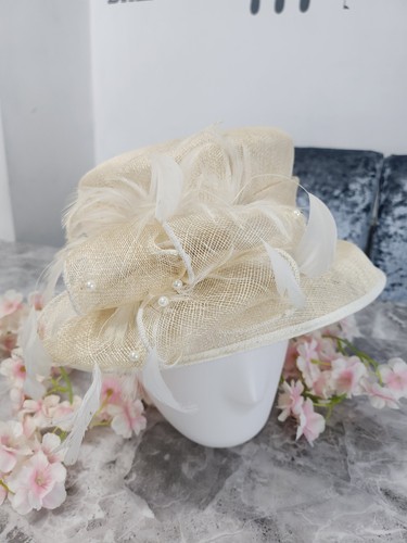 Hat box cream - wedding,