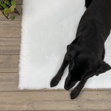 Traditional White Vet Bedding ROLL WHELPING FLEECE DOG PUPPY PRO BED