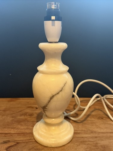 Gorgeous vintage ivory cream - gorgeous,