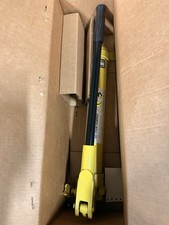 ENERPAC P39 Hydraulic Hand Pump – Brand New in Box – 10,000 PSI (700 Bar)