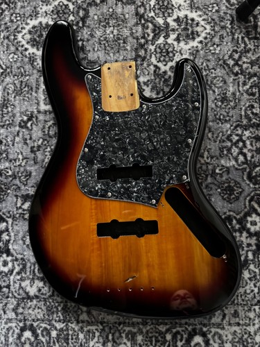 Fender squier jazz - jazz, body