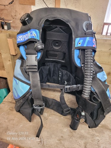 Aqua lung bcd spiro size - lung,