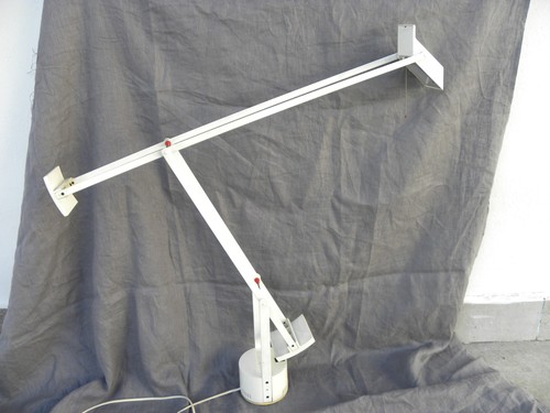 Artemide table lamp model - lamp,