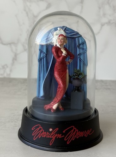 Marilyn monroe red sequined - monroe,