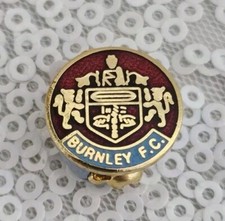 BURNLEY SMALL ROUND VINTAGE PIN BADGE
