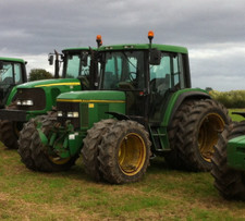 John Deere 6400 Pirelli