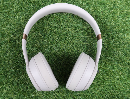 Beats headphones solo - headphones,