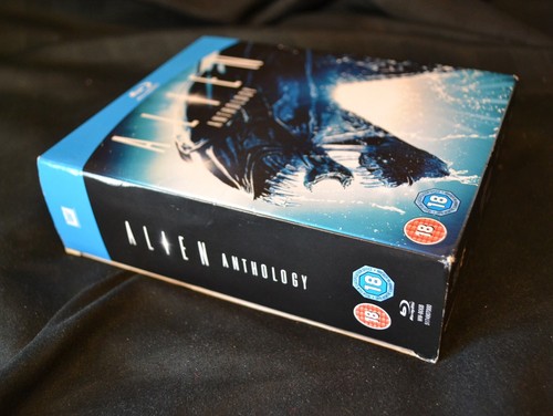 Blu ray movie the alien - ray,